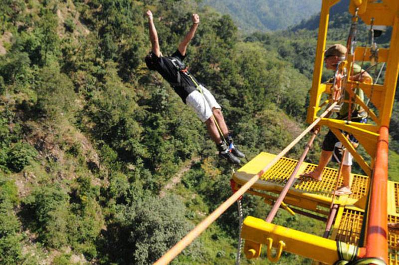 BUNGEE JUMPING 117 MTR  